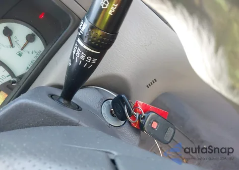 2003 Toyota Corolla Le z USA, uszkodzony, nr VIN 2T1BR32E33C033710